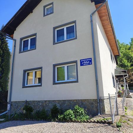 Apartman Adna Kulen Vakuf Εξωτερικό φωτογραφία