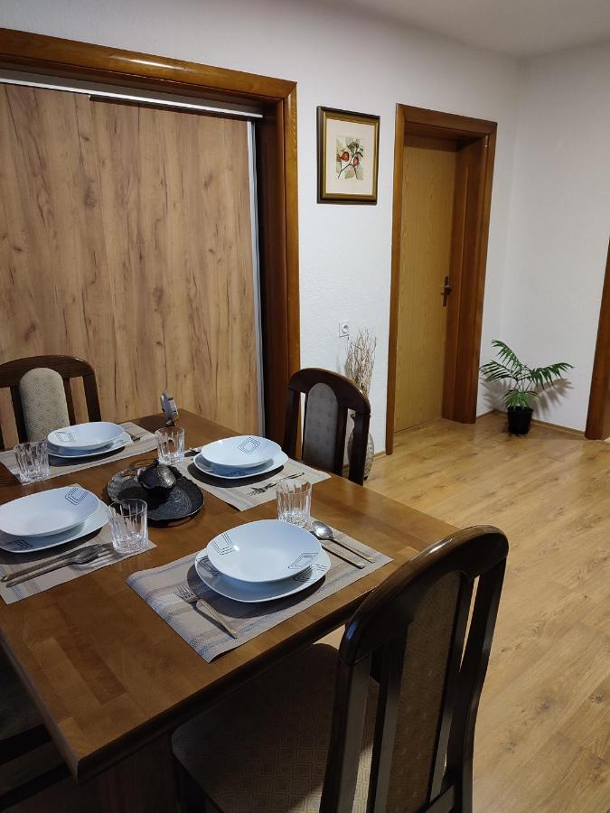 Apartman Adna Kulen Vakuf Εξωτερικό φωτογραφία
