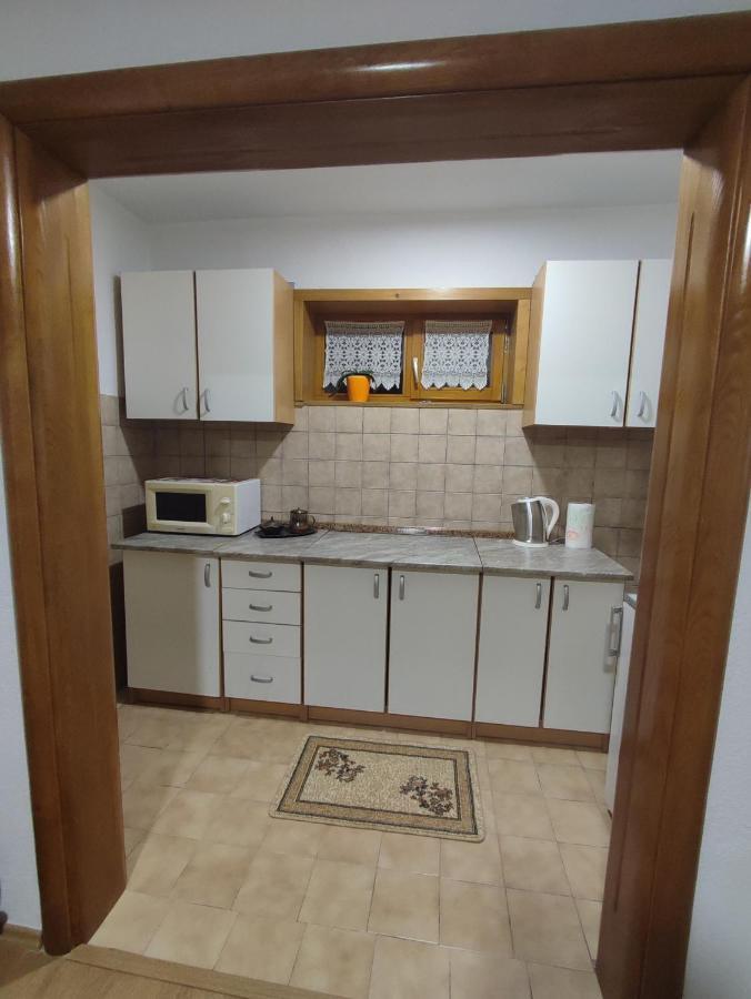 Apartman Adna Kulen Vakuf Εξωτερικό φωτογραφία