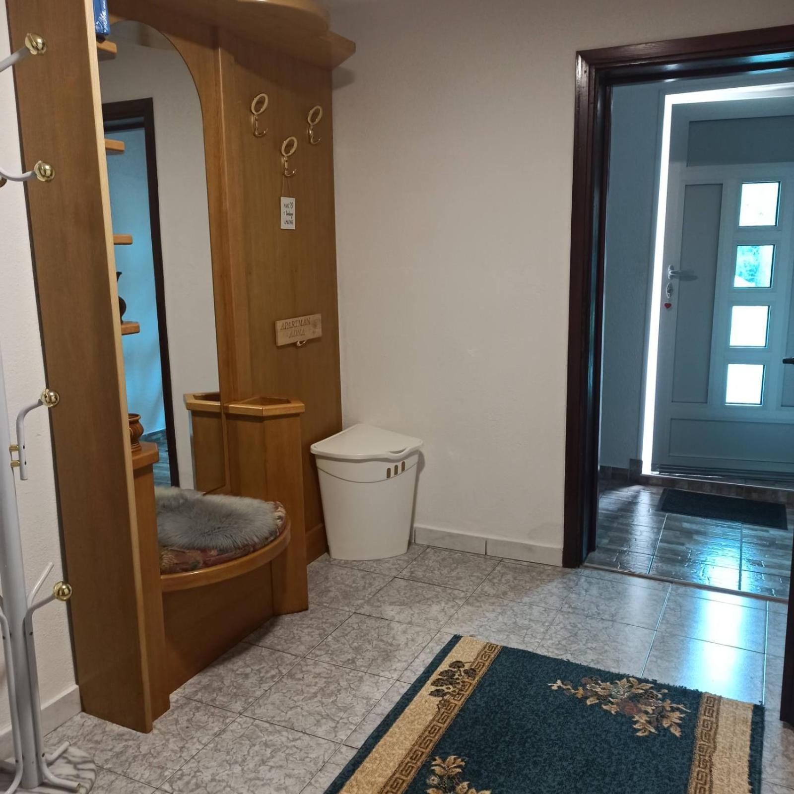 Apartman Adna Kulen Vakuf Εξωτερικό φωτογραφία